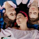 How to Make Others Feel Comfortable Around You