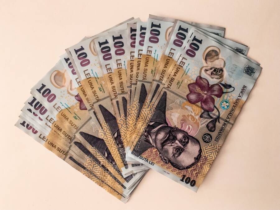 How to Silence Internal Money Noise and Build Wealth