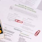 How to Simplify Your Finances and Reduce Mental Clutter