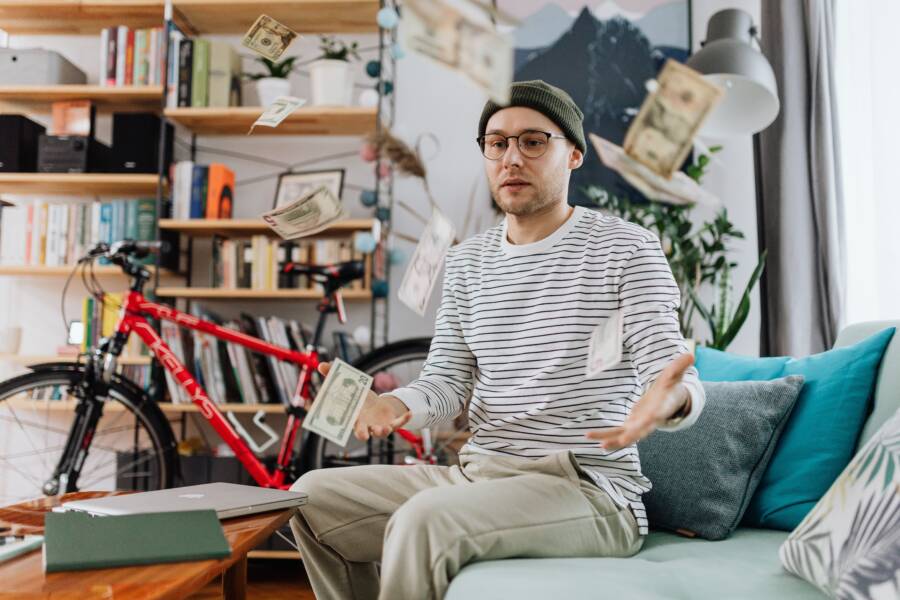 How to Stop Past Financial Mistakes From Defining Your Future