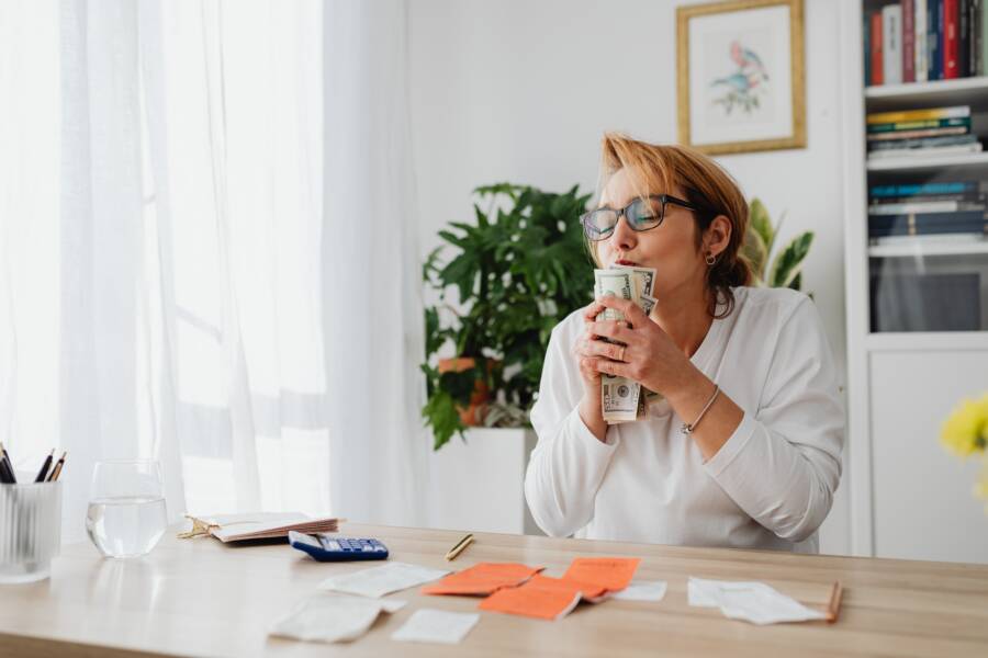How to Stop Random Thoughts From Ruining Your Finances How to Stop Random Thoughts From Ruining Your Finances