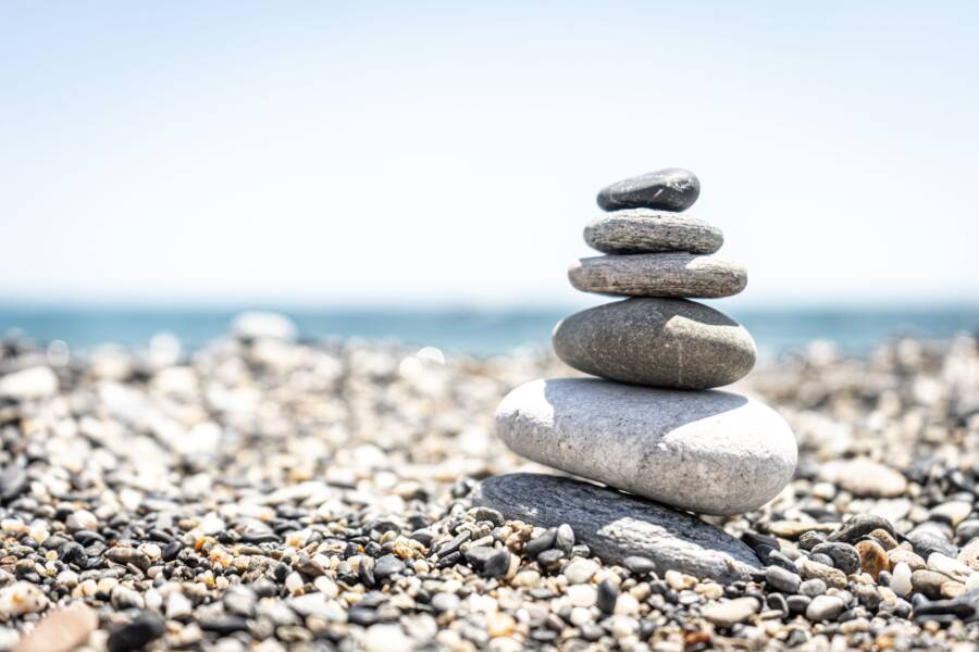 How to Tune Your Day Toward Calm and Clarity (A Practical Guide) How to Tune Your Day Toward Calm and Clarity (A Practical Guide)