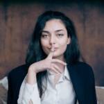 How to Use Silence to Increase Your Authority and Persuasion