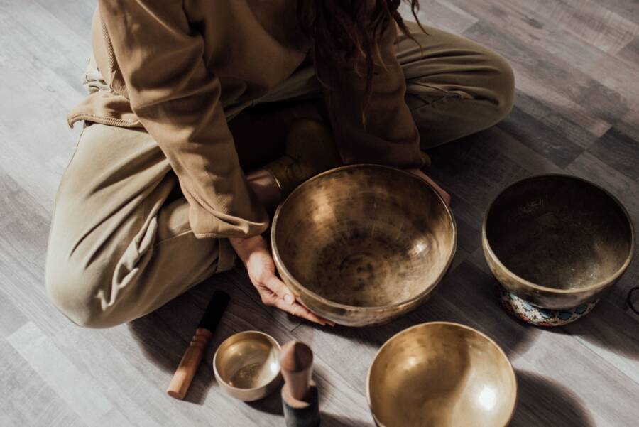 How to Use Sound to Calm Mental Clutter