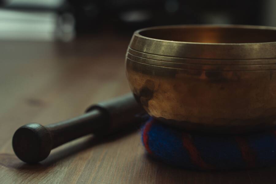 Why a Calm Sound Environment Improves Your Focus (And How to Create One) Why a Calm Sound Environment Improves Your Focus (And How to Create One)